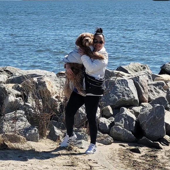 Meet your Posher, Toni - Picture 5 of 8